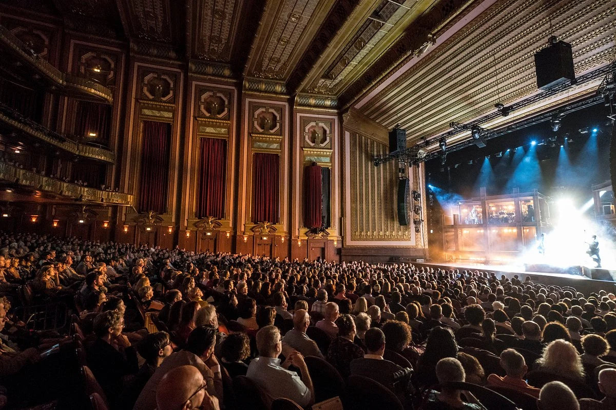 Audience at the Lyric Opera of Chicago
