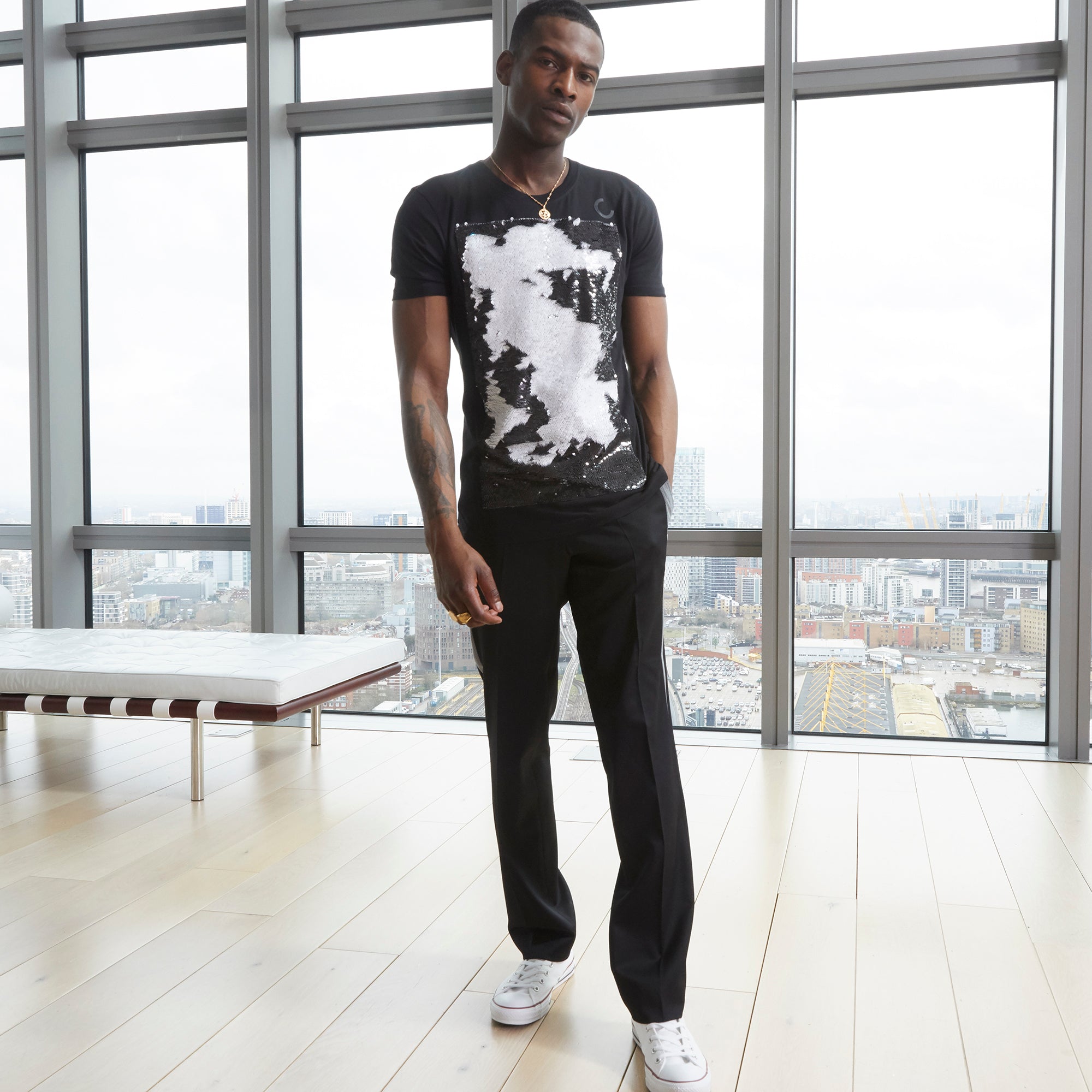 Black Twirkle T-shirt (unisex)