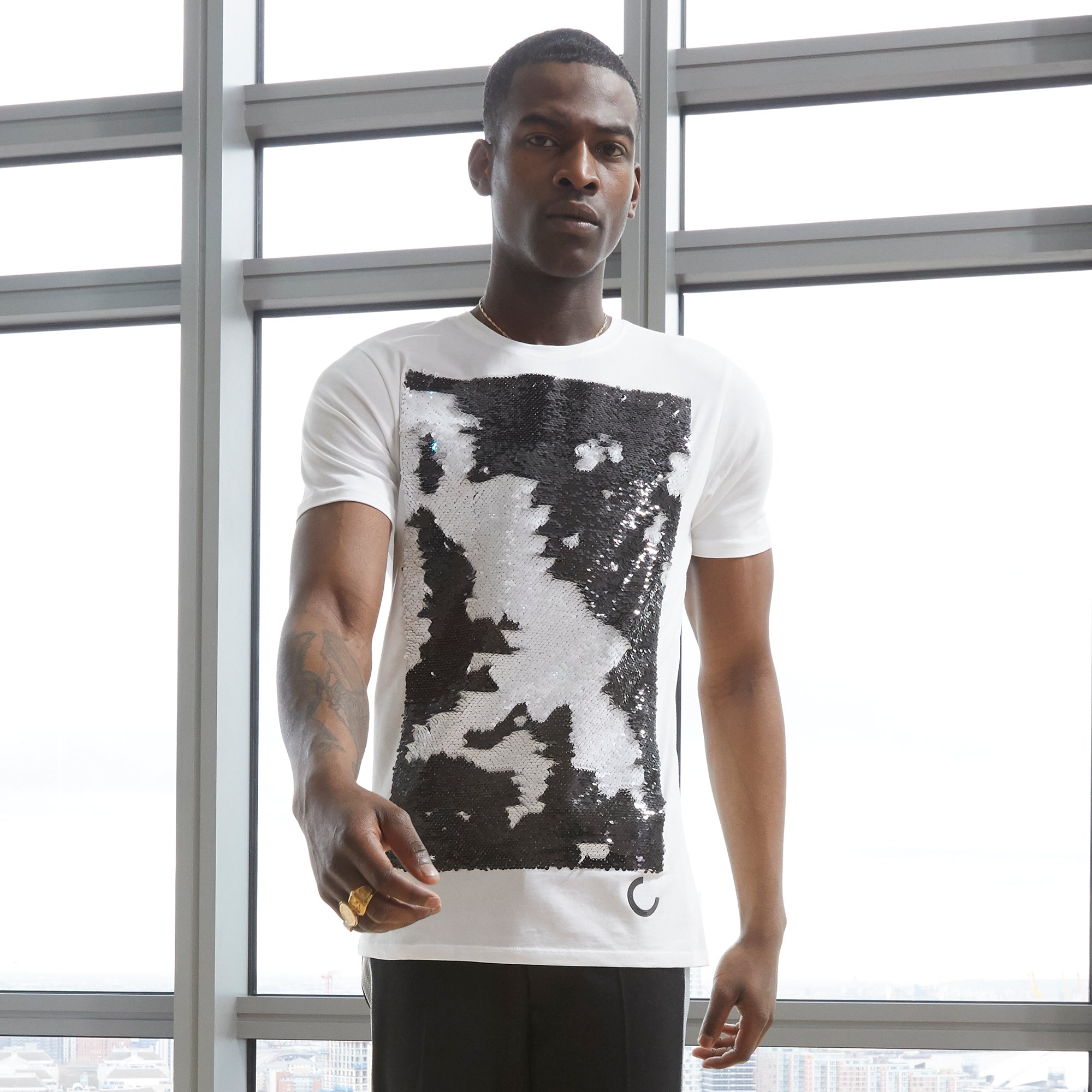 White Twirkle T-shirt (unisex)